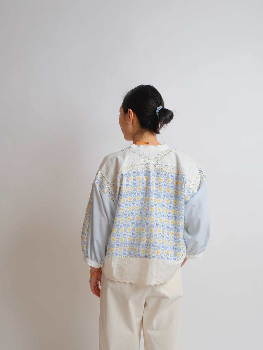 ZW Cropped Shirt - M/L/XL - Vintage - White and blue
