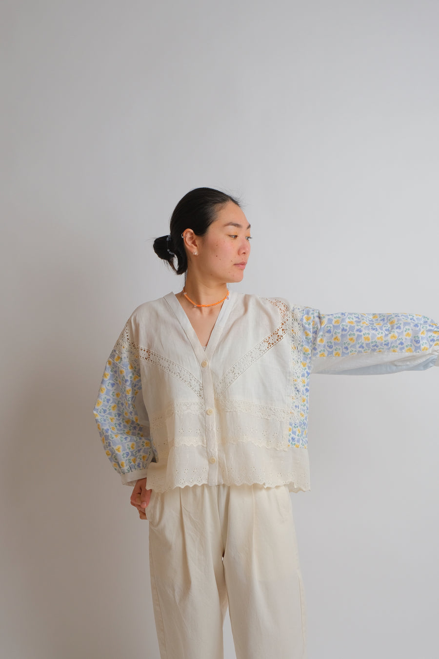 ZW Cropped Shirt - M/L/XL - Vintage - White and blue